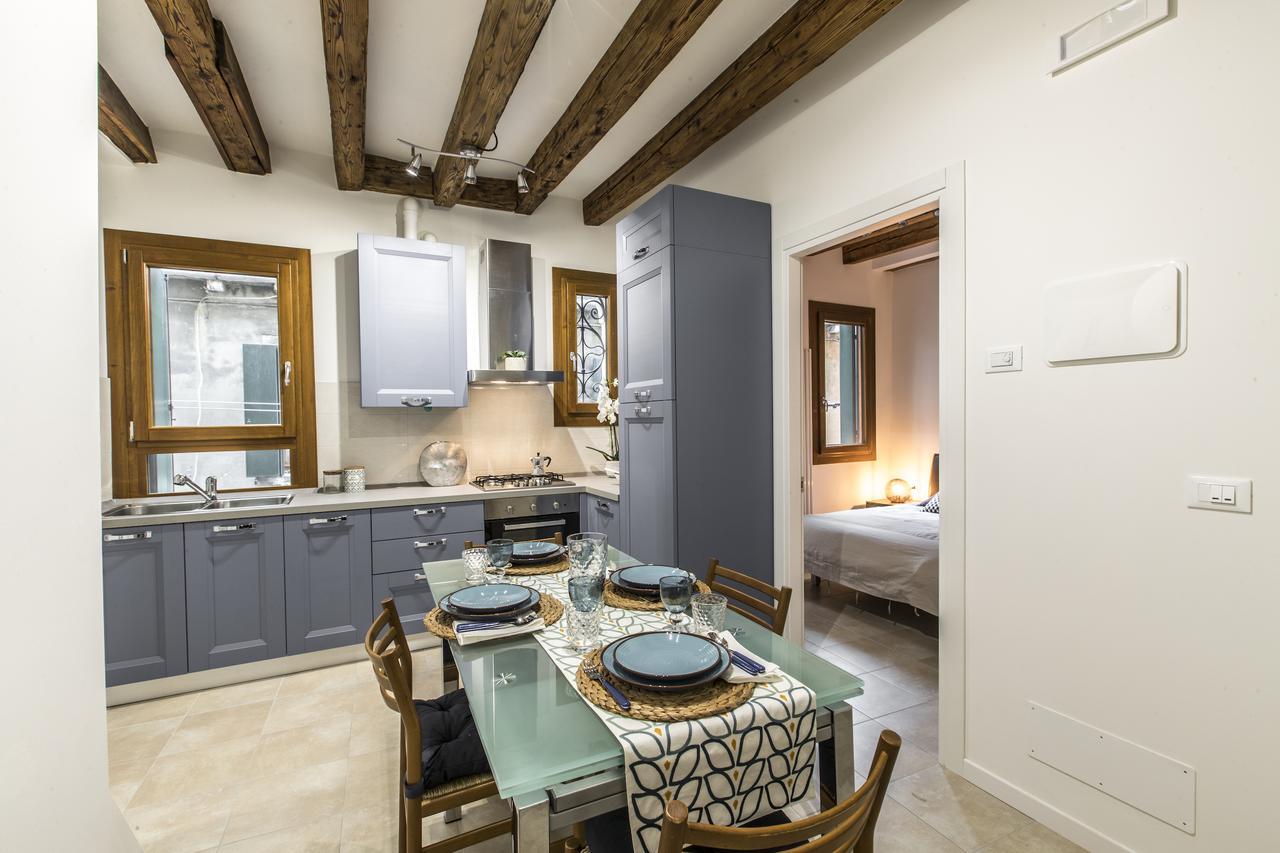 Ca Rezzonico Apartment R&R Венеция Екстериор снимка